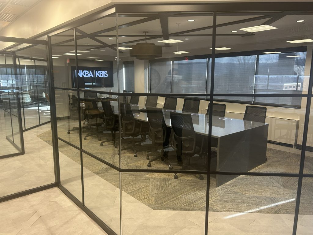 Eastern Surfaces and NKBA Collaborate to Create wireless charging technology.